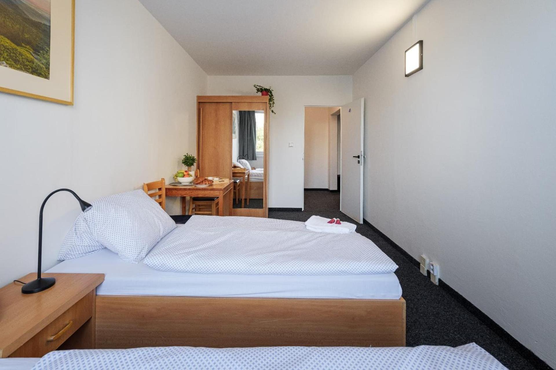 Cooliving Hostel Prague Exterior photo